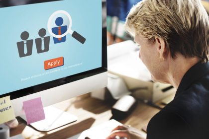 the-power-of-email-signature-software:-enhancing-professional-communication